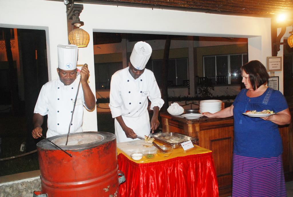 Bamburi Beach Hotel Exterior photo