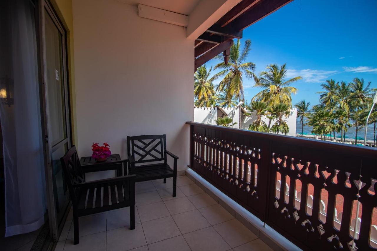 Bamburi Beach Hotel Exterior photo